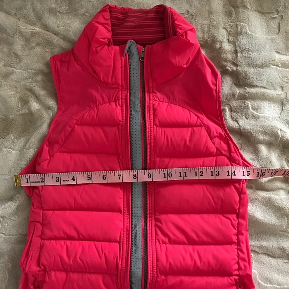 NWT Lululemon Fluffed Up Vest Sz 4 800 Fill PINK - Picture 10 of 15